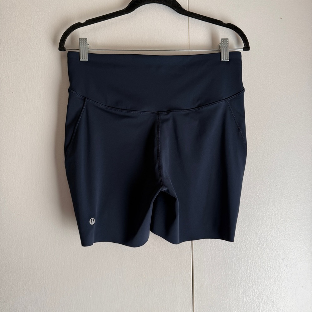 Lululemon Navy Blue Base Pace High Rise Shorts 6” Inseam Women’s Size 12 - Picture 10 of 15